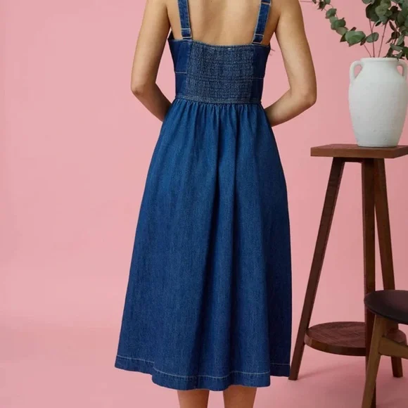 Lace up Denim sleeveless dress - Picture 4 of 5
